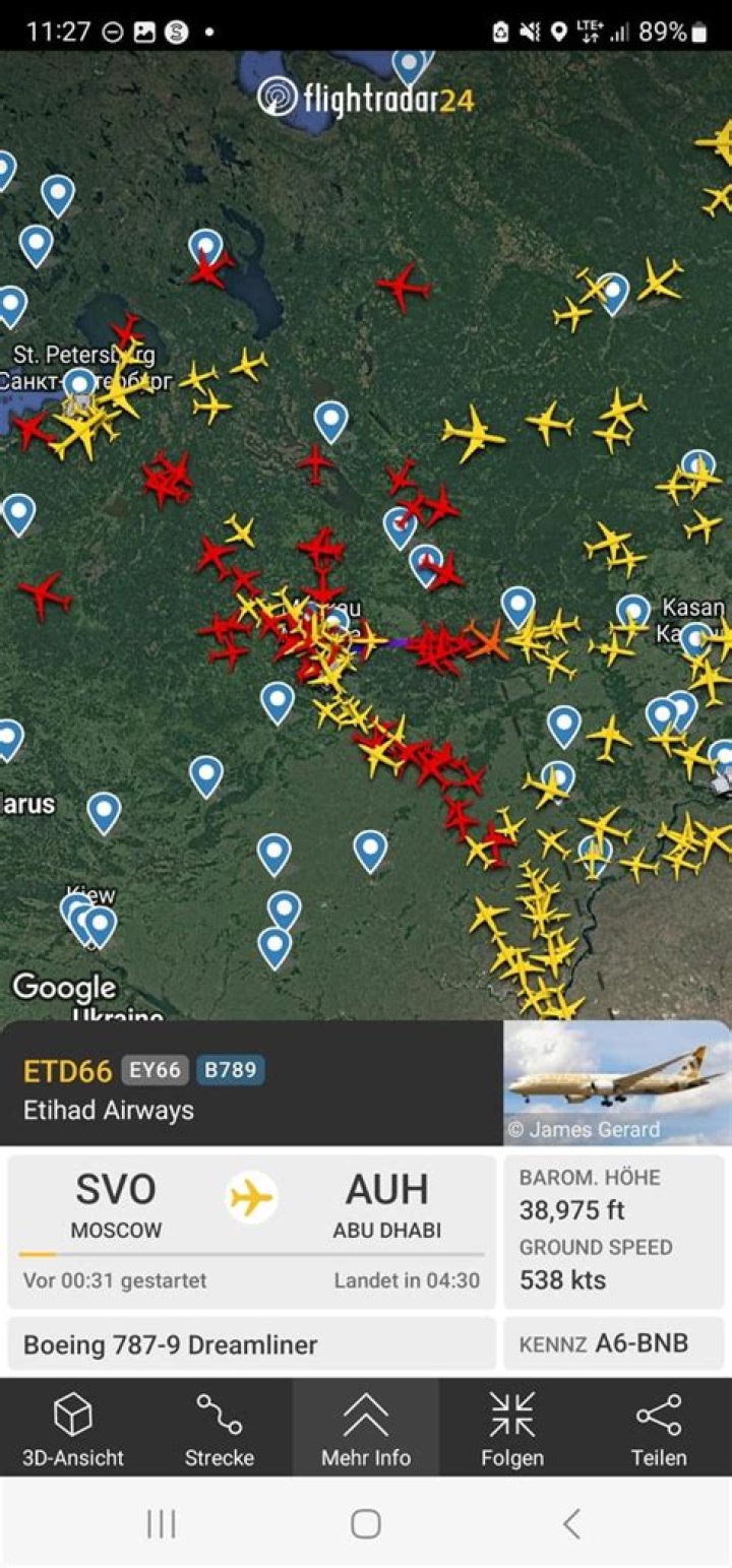 What does a red plane mean?